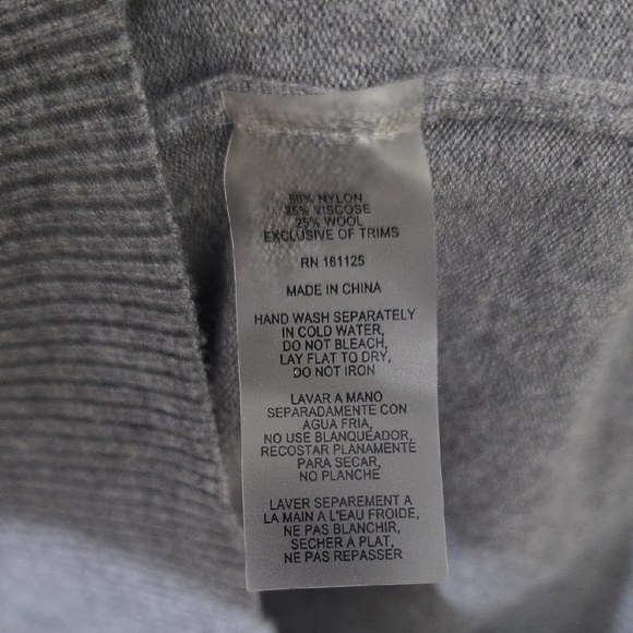 Silver Gray Crew Neck Sweater with Heart Design - Picture 3 of 5